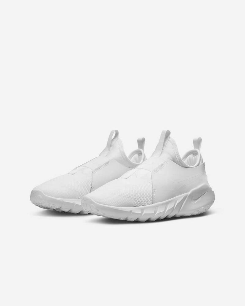 White Nike Flex Runner 2 Running Shoes | NCHTF3465