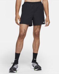 Black Nike Challenger Shorts | FNLOD9132